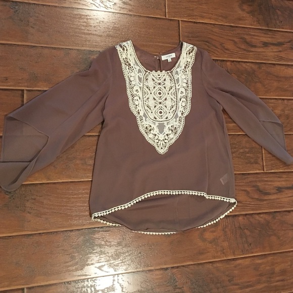 Altar'd stage peasant top