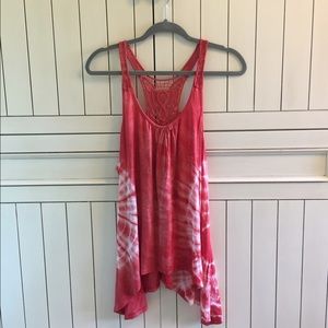 Cute tie dye tank top for summer