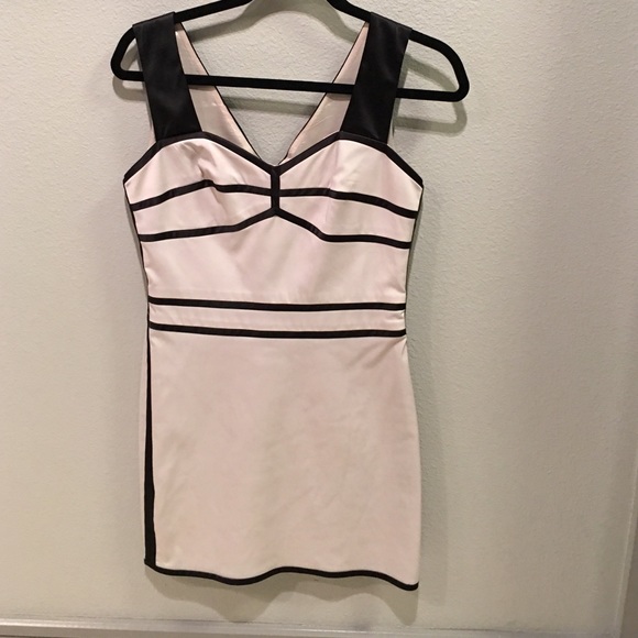 BCBGeneration fitted dress
