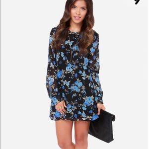 💙*NEW* Blue Floral Long Sleeve Dress Sz Small💙😊
