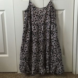 brandy Melville flowy Jada dress