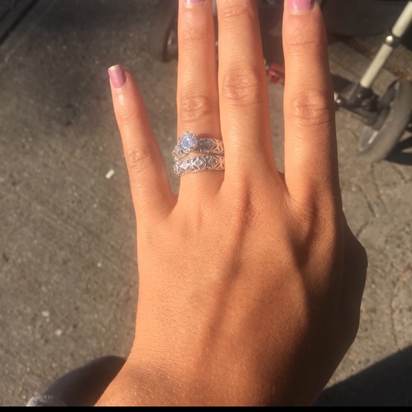 925 Sterling Silver Cubic Zirconia Ring set - Picture 5 of 6