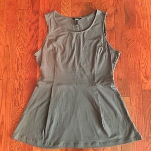 Gray Top by Daisy Fuentes