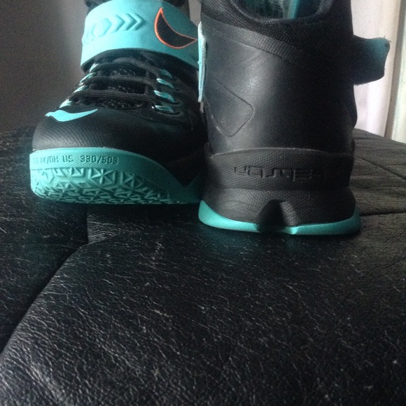 SOLD - Picture 2 of 4