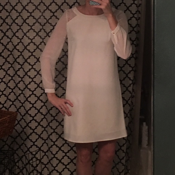 Dresses & Skirts - Off White Cremieux Dress