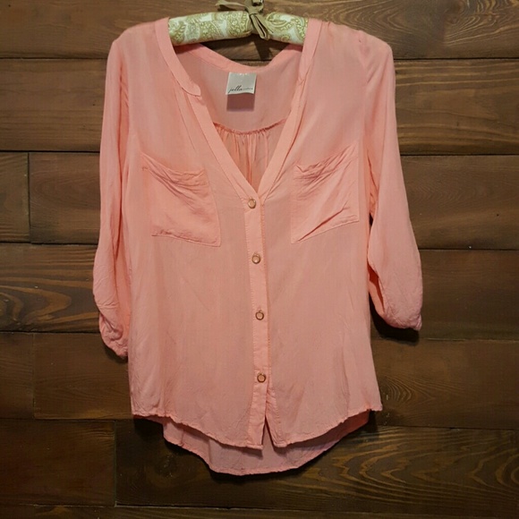 Pink sheer quarter sleeve top