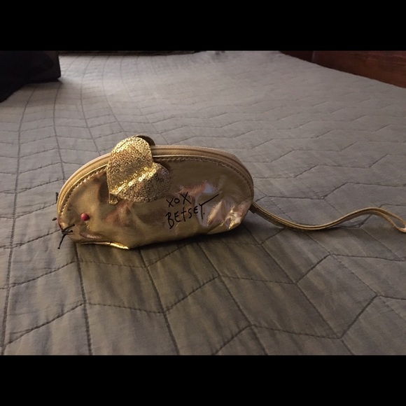 Betsey Johnson small mouse makeup bag