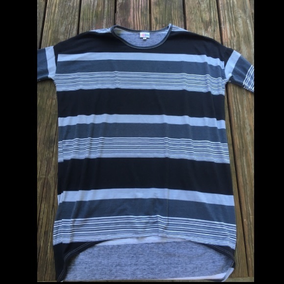LuLaRoe Tops - LuLaRoe Irma size S