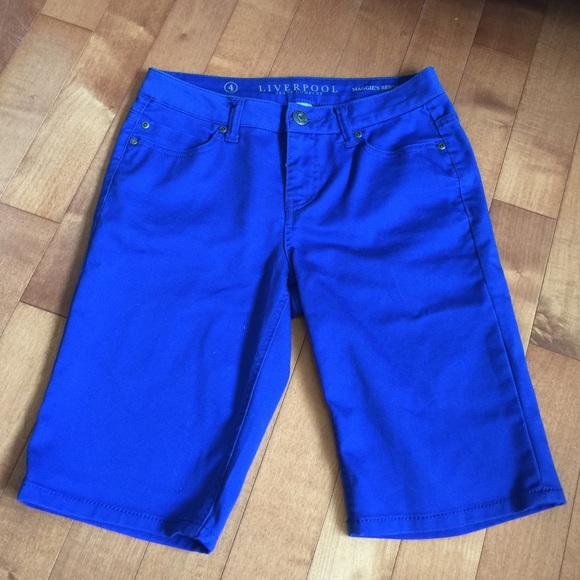 Liverpool Stitch Fix brand sz4 blue bermudas