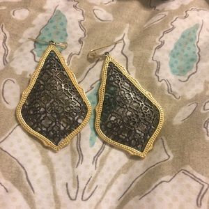 Two tone Kendra Scott Adair. Open to Trades!!!