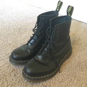 Dr. Marten's 1460 8-Eye Boots