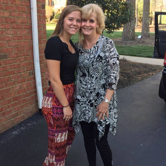 Meet your Posher, Rita - Picture 1 of 1