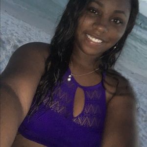 Meet your Posher, Briana