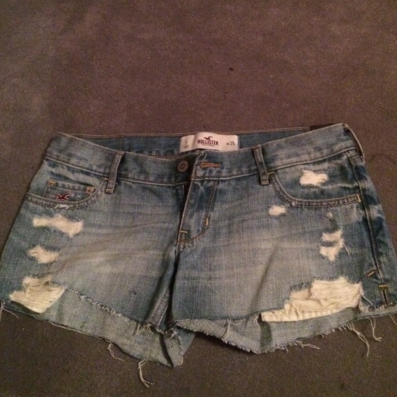 Hollister midi length shorts brand new size 1!