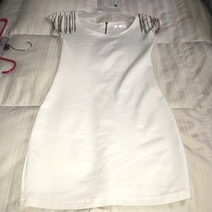 ✖️✖️🔴SOLD🔴✖️✖️Ivory dress with chains