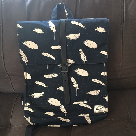 Herschel Supply Company Handbags - Herschel navy and feather laptop bag