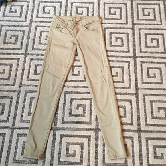 American Eagle skinny khakis