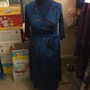 Wrap like maternity dress