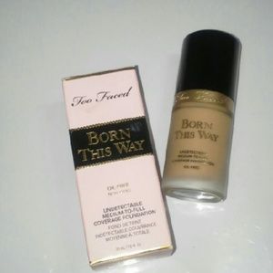 Too Faced Born this Way foundation