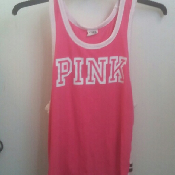 Vs Pink tank