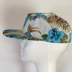 BK Accessories - 🐬Blue Hawaii Baseball Cap. NWOT BK Accessories - 🐬Blue Hawaii Baseball Cap. NWOT
