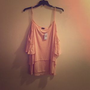 Torrid 3xl cold shoulder top