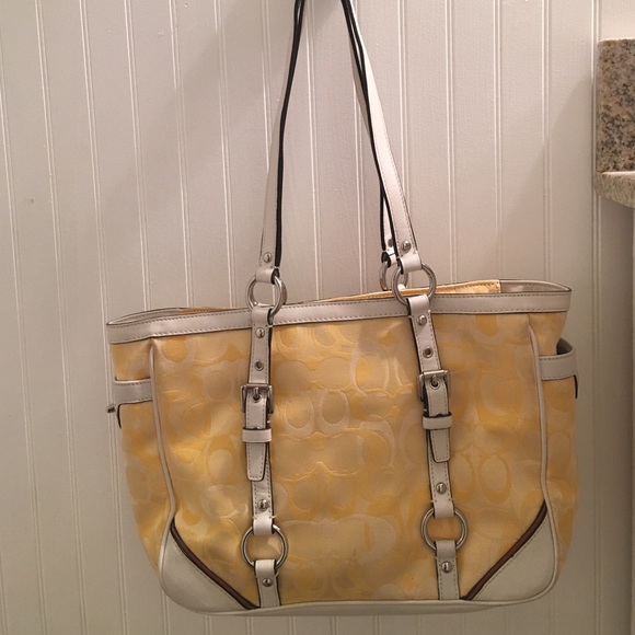 Authentic Coach shoulder bag.