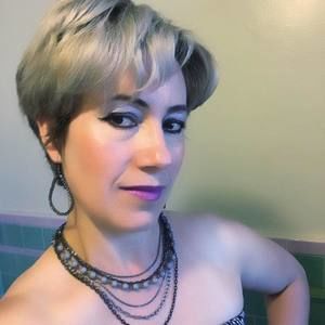 Meet your Posher, Lorena