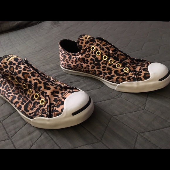 Lace less Jack Purcell convers