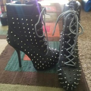 Brand new spiked black ankle boots size 9