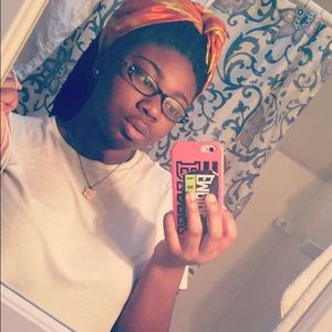 Meet your Posher, Jazmine