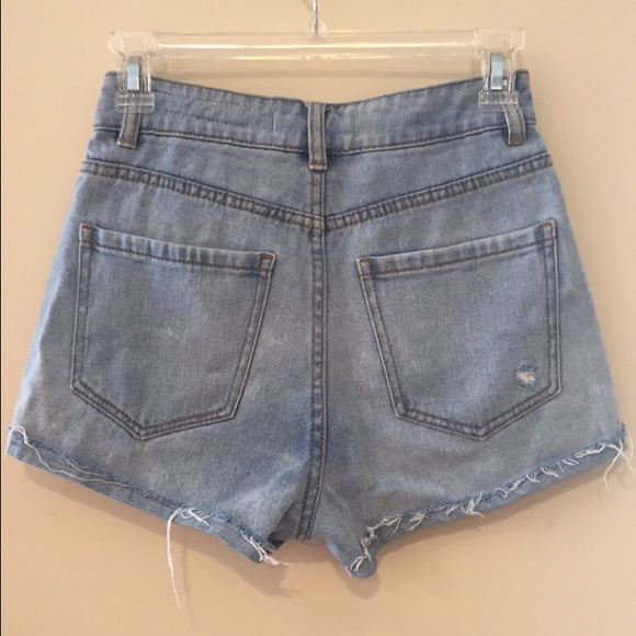 Bullhead Mom Shorts Destroyed - Picture 2 of 3