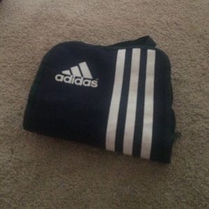 Adidas shaving bag