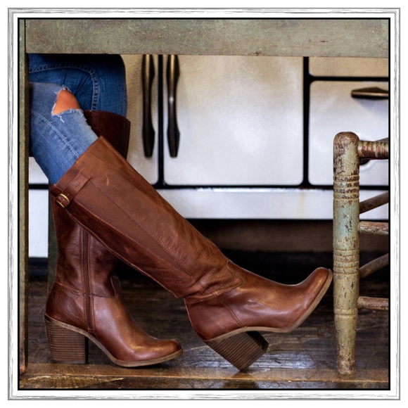 Lucky Brand Shoes - 🎉HP🎉✨Lucky Brand Orman Boots✨