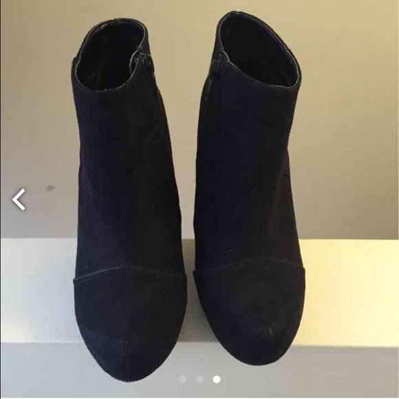 Aldos Wedges/Ankle Booties - Picture 3 of 3