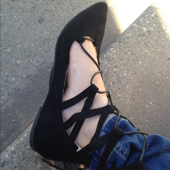 New today Size 11 available - Picture 5 of 5
