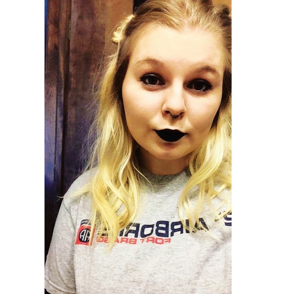 Meet your Posher, Rylee dawn - Picture 1 of 1