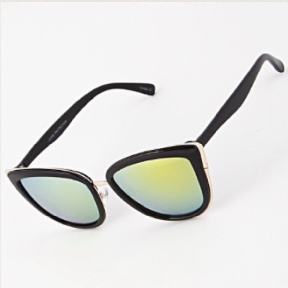 NWT || My Girl Mirrored Retro Cat Eye Sunglasses - Picture 2 of 4