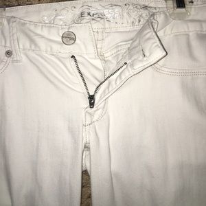 White skinny jeans