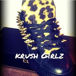 Customized KRUSH GIRLZ Converse 🐆