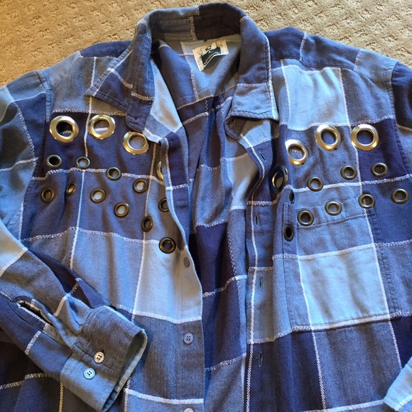 Blue LF Flannel - Picture 2 of 4