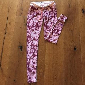 Mahiku SPORT legging made exclusively in Hawai'i