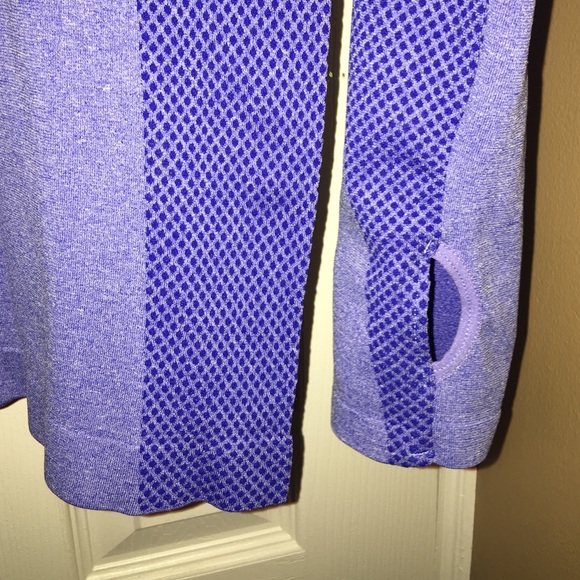Spalding Compression Top - Picture 3 of 3