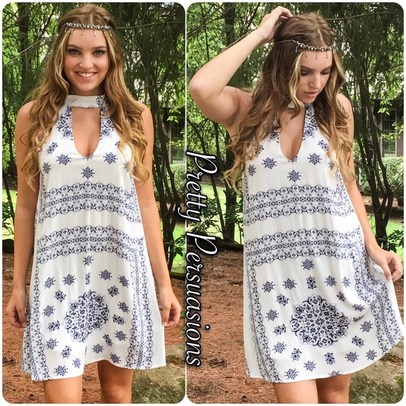 LAST ONE‼️ Blue White Print Double V-Neck Dress - Picture 3 of 7