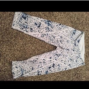 Shibori dye print pacer crops! Rare!