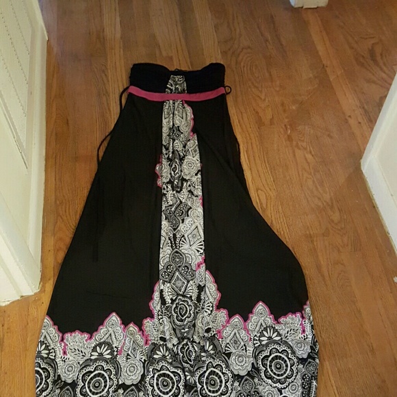 Halter maxi dress