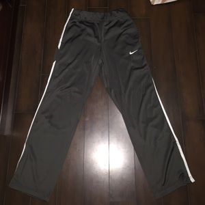 women's grey Nike sweatpants