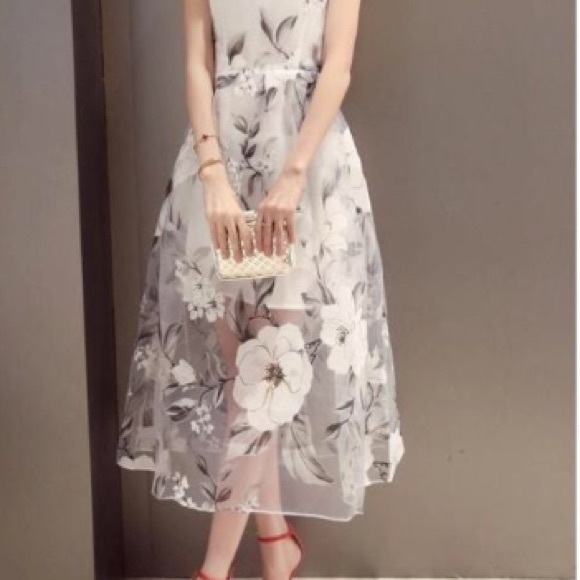 White floral dreas😉 formal