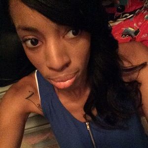 Meet your Posher, Vanessa