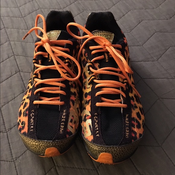 Running shoes